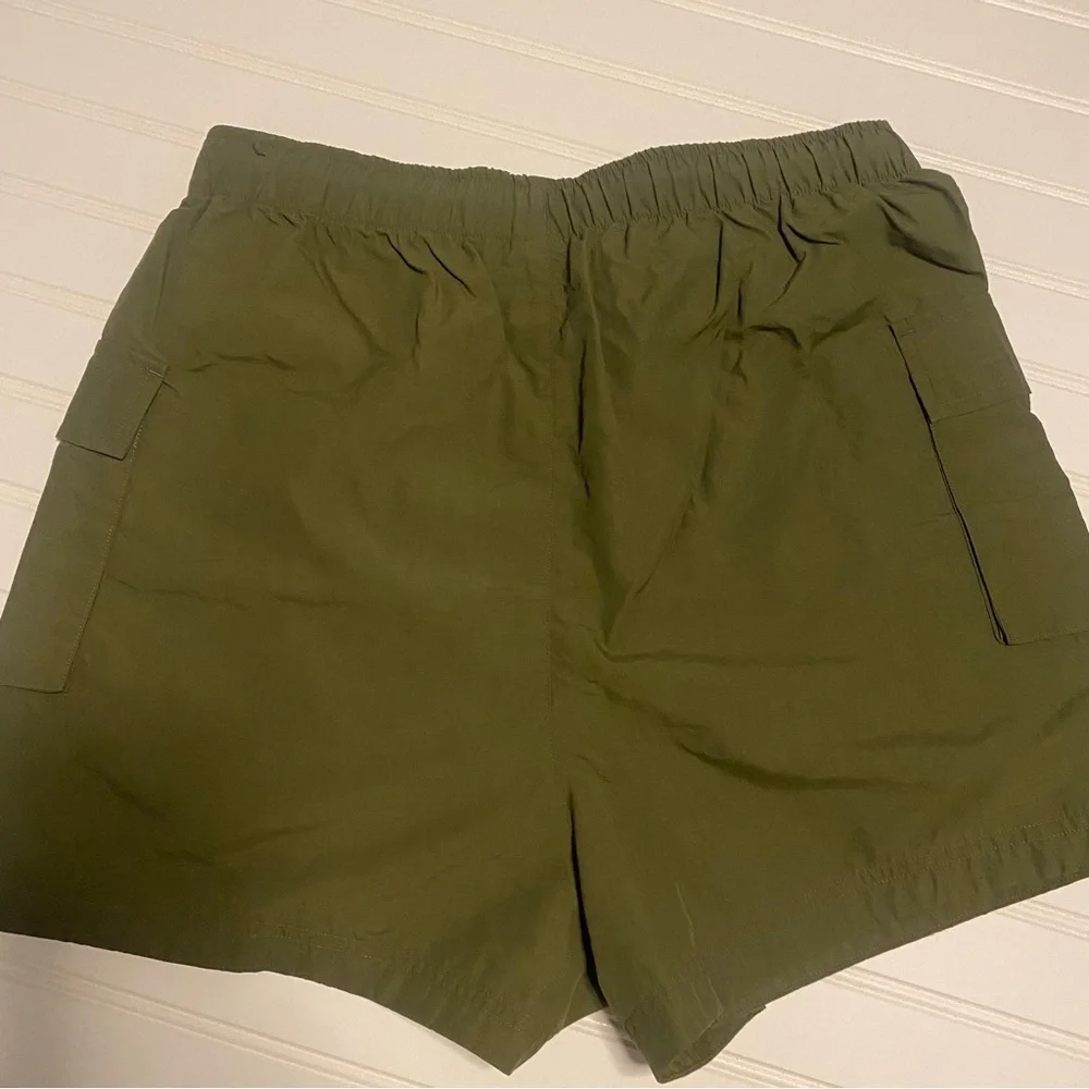 DSG Women’s Olive Shorts with Pockets and Drawstring Size Medium